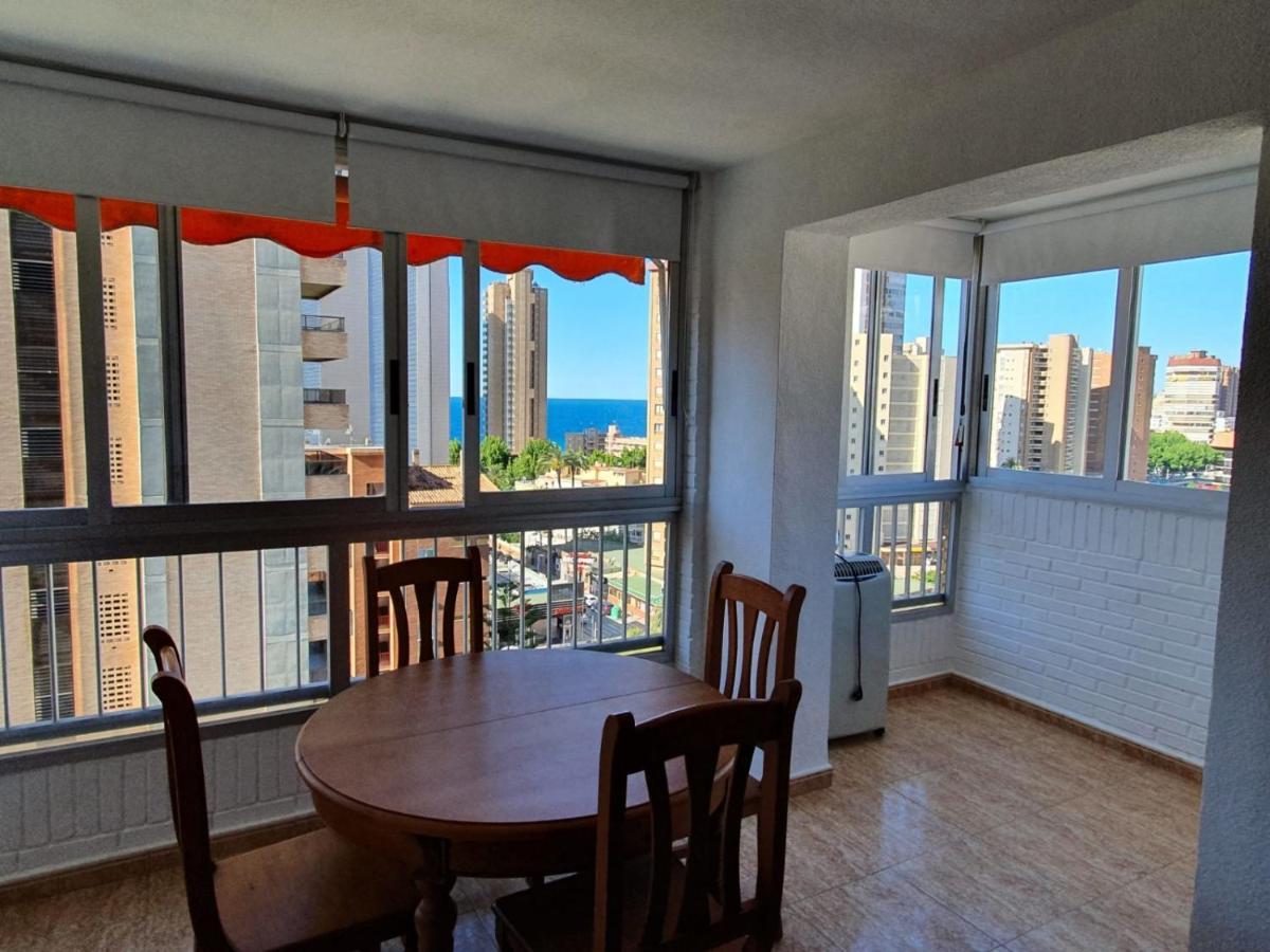 Edificio Karola Playa Levante Benidorm